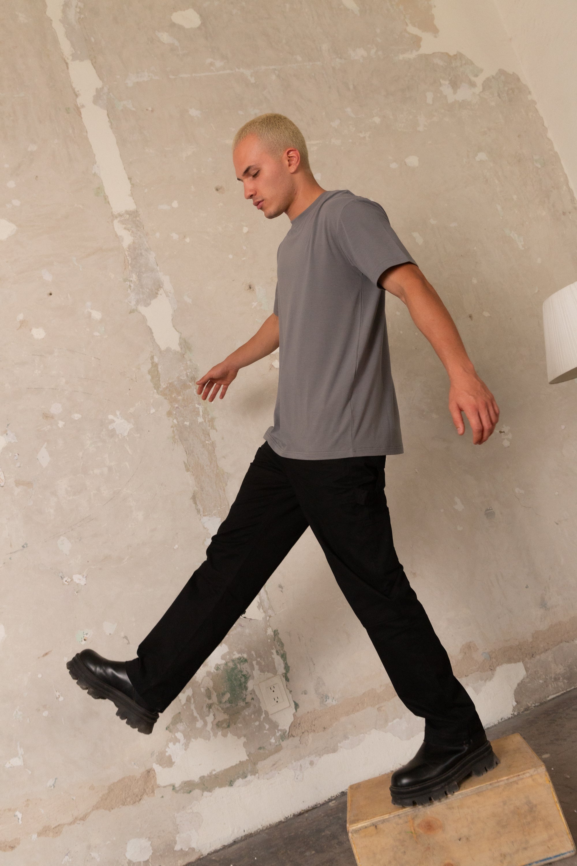 pantalon-slim-straight-de-mezclilla-azul-super-oscuro-balam-denim