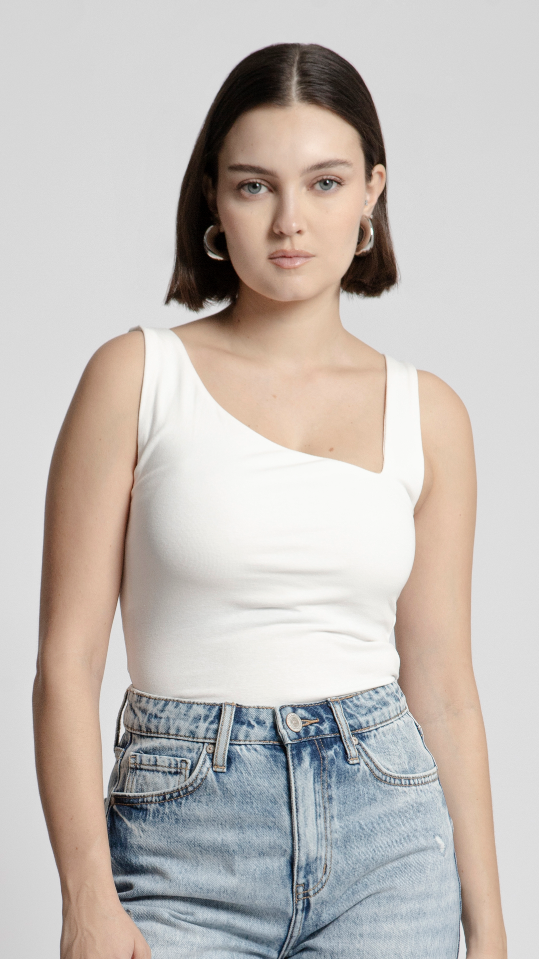 Blusa Con Escote Asimétrico Para Mujer B Basic BB0152