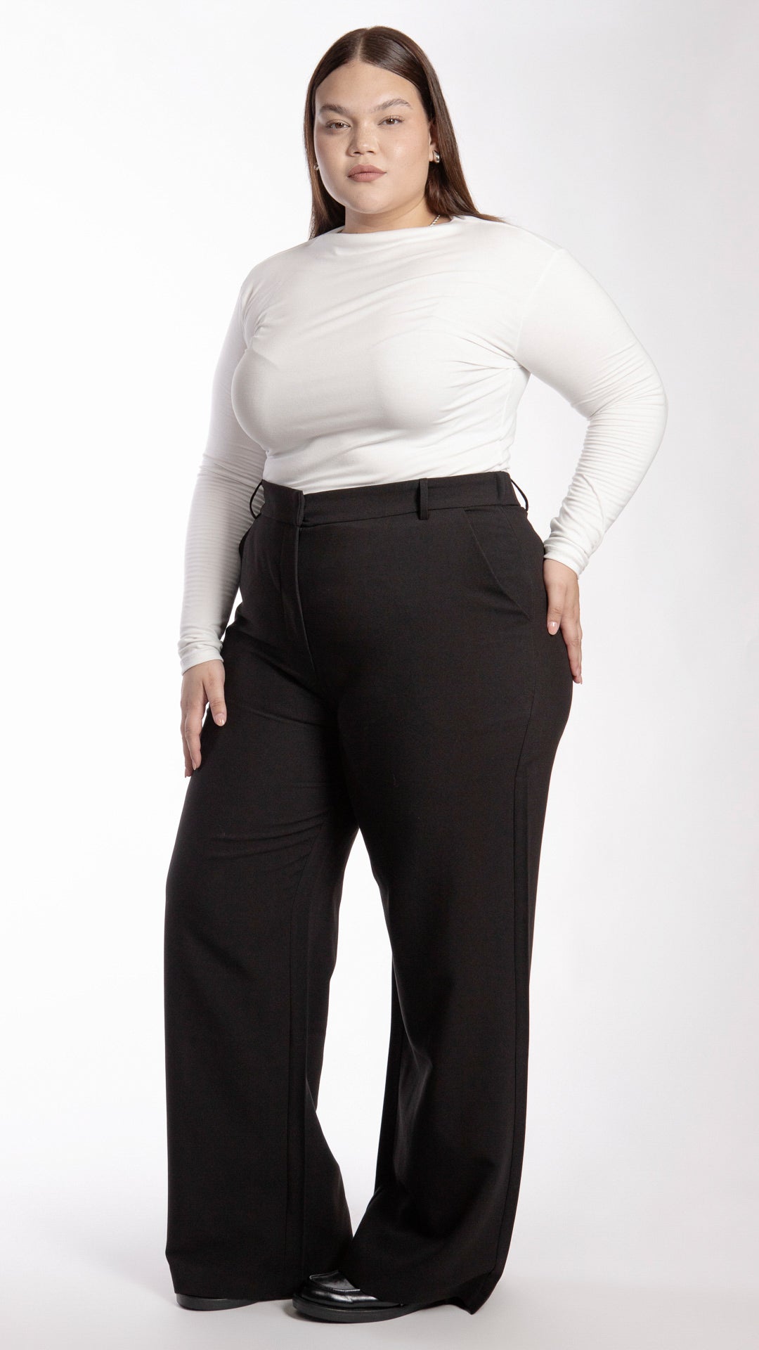 Pantalón Loose Curvy B Basic BB0239