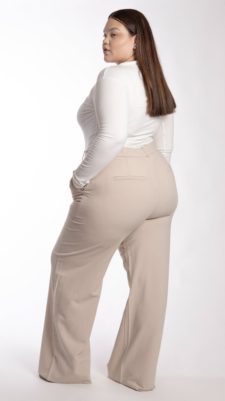 Pantalón Loose Curvy B Basic BB0239