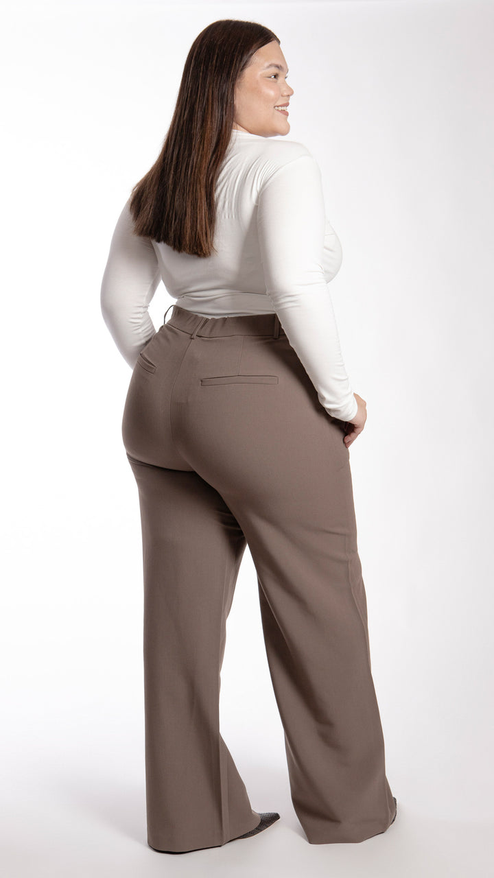 Pantalón Loose Curvy B Basic BB0239