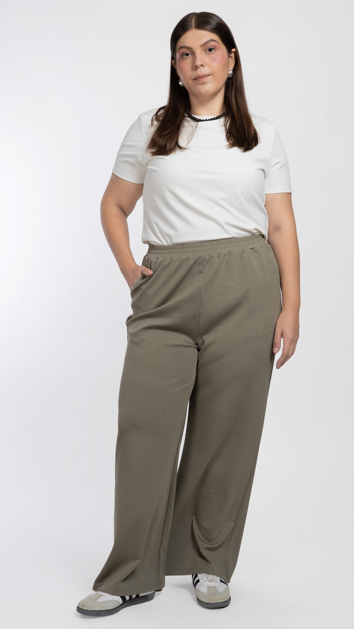 Pantalón Wide Leg Curvy B Basic BB0358