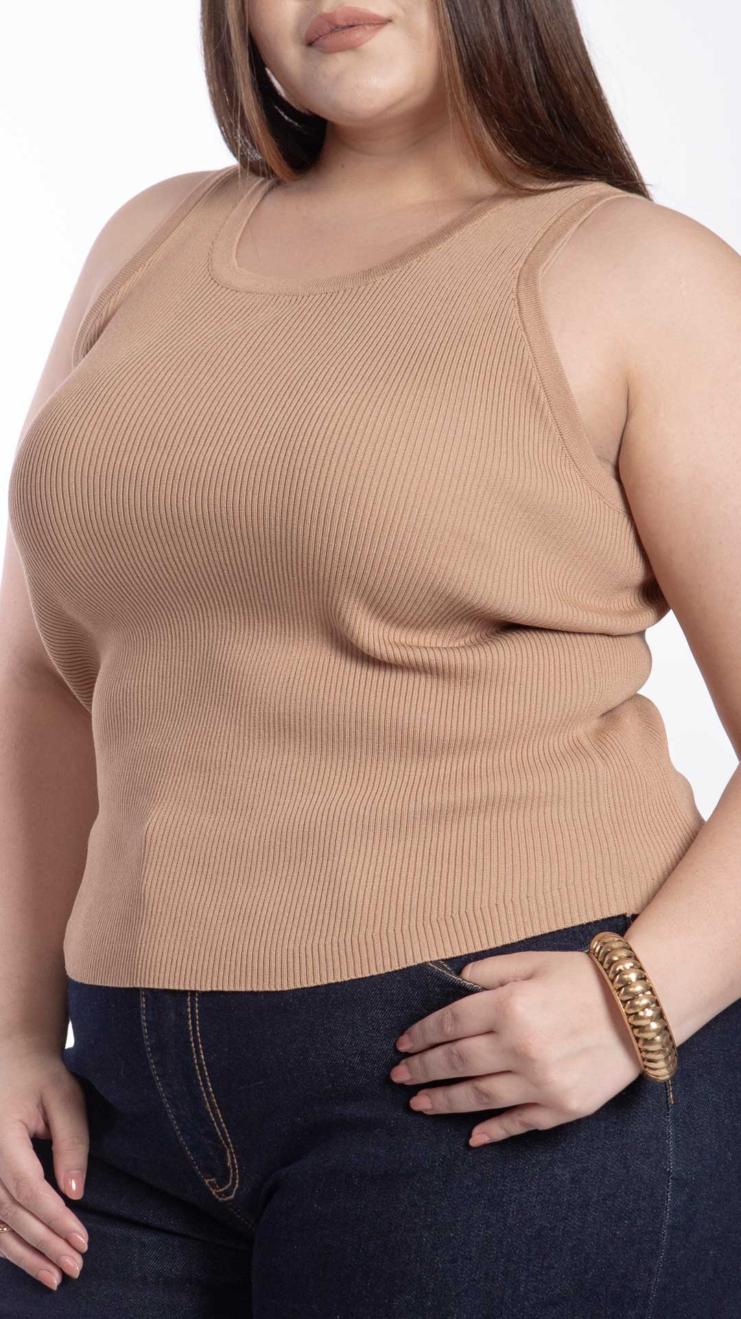 Blusa Sin Mangas Curvy B Basic BB0185