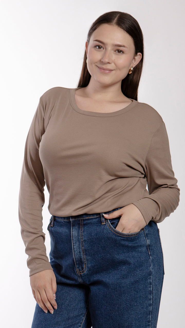 Blusa Manga Larga Curvy B Basic BB0240