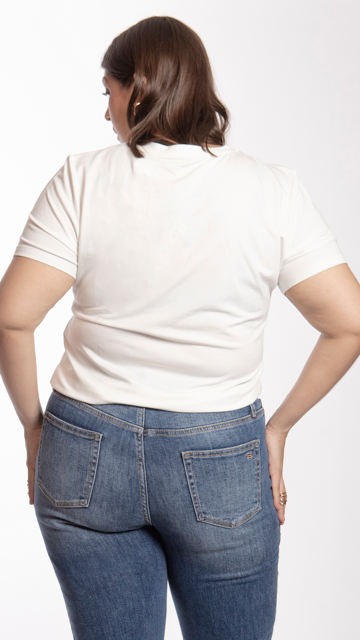 blusa-basica-lisa-blanca-curvy-blanco
