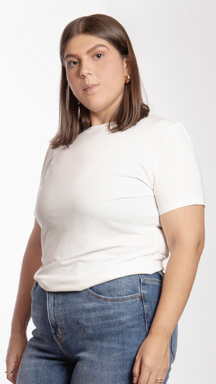 blusa-blanca-mujer-curvy