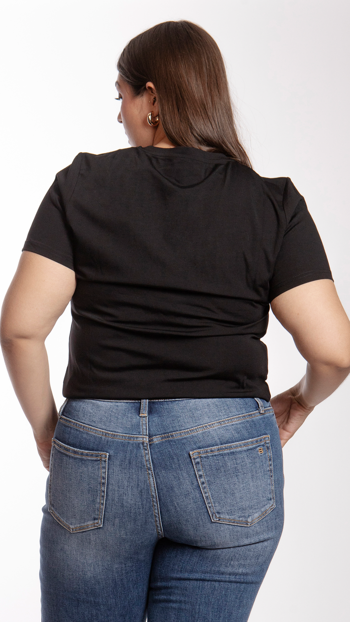 blusa-basica-color-negro-curvy
