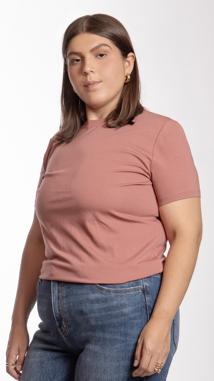blusa-curvy-b-basic-rosa-cuello-redondo