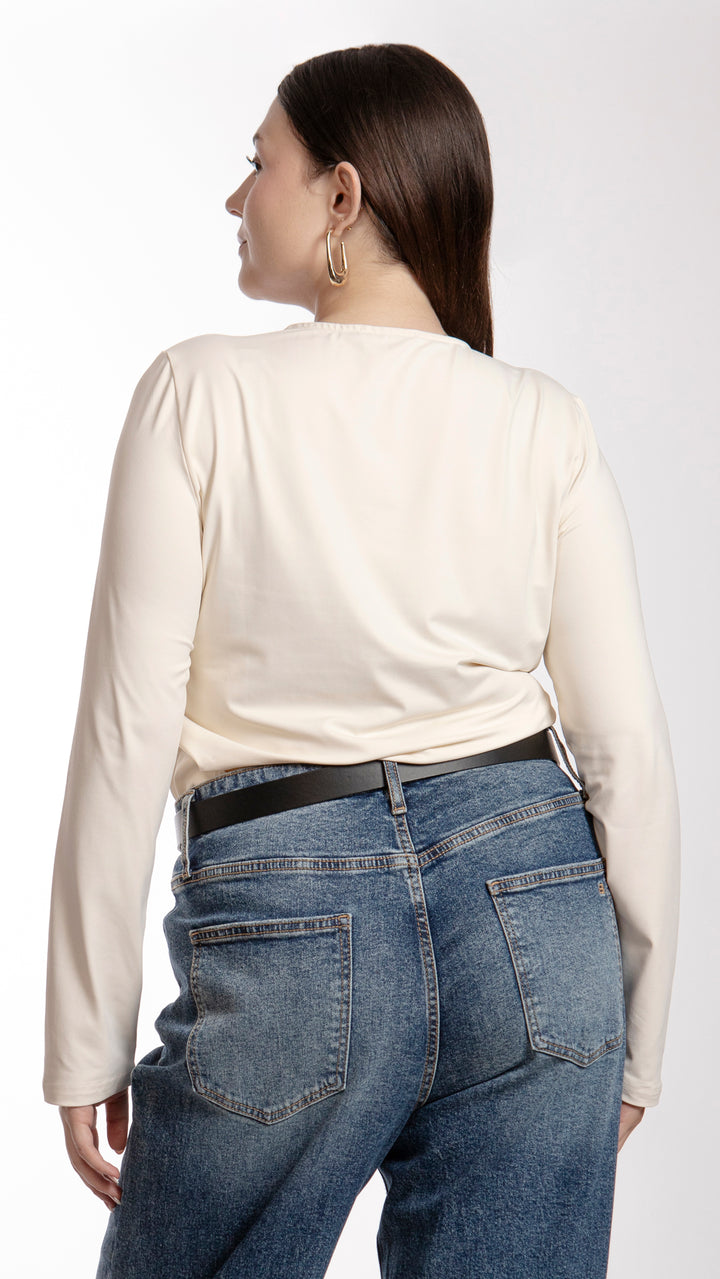 Blusa Manga Larga Curvy B Basic BB0267
