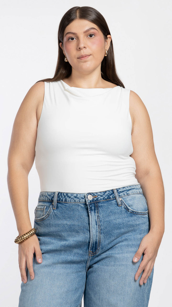 Blusa Sin Mangas Curvy B Basic BB0269