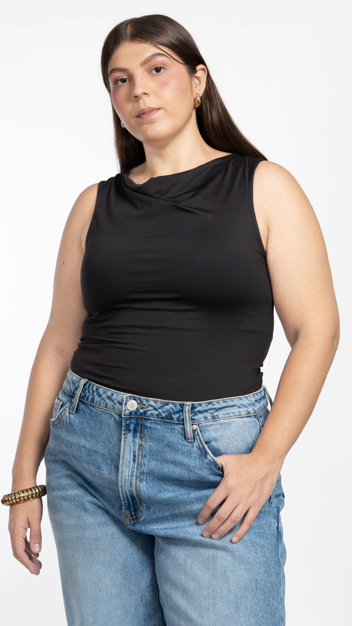 Blusa Sin Mangas Curvy B Basic BB0269