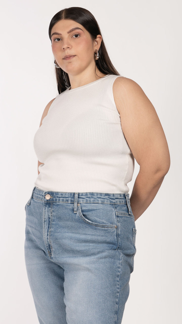 Blusa Sin Mangas Curvy B Basic BB0368