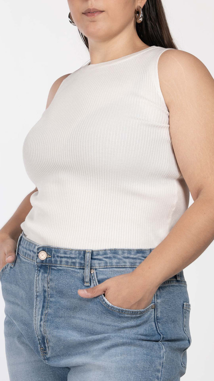 Blusa Sin Mangas Curvy B Basic BB0368