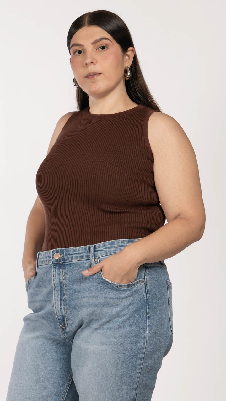Blusa Sin Mangas Curvy B Basic BB0368