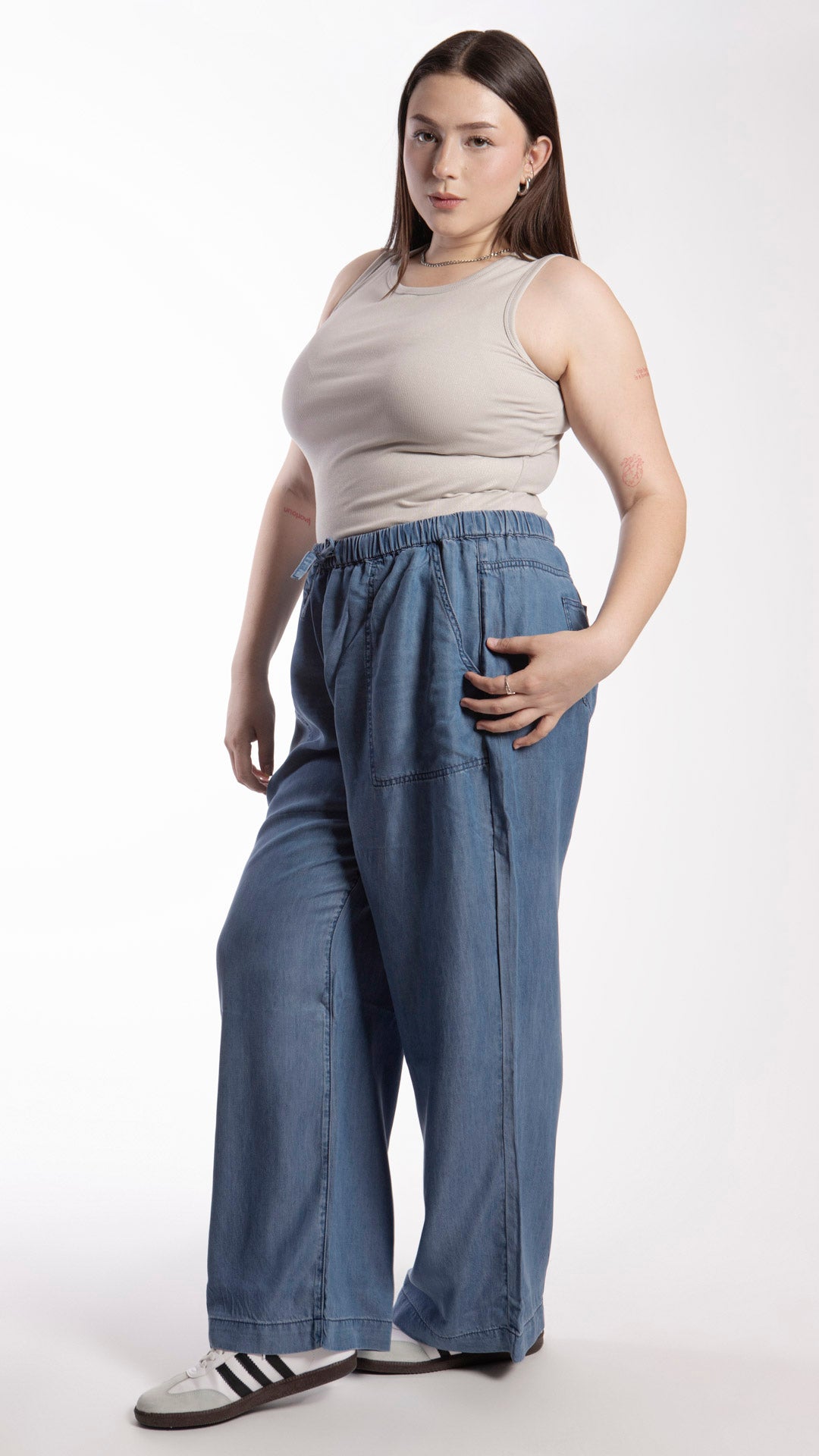 Pantalón Wide Leg Tipo Mezclilla Curvy B Basic BB7067