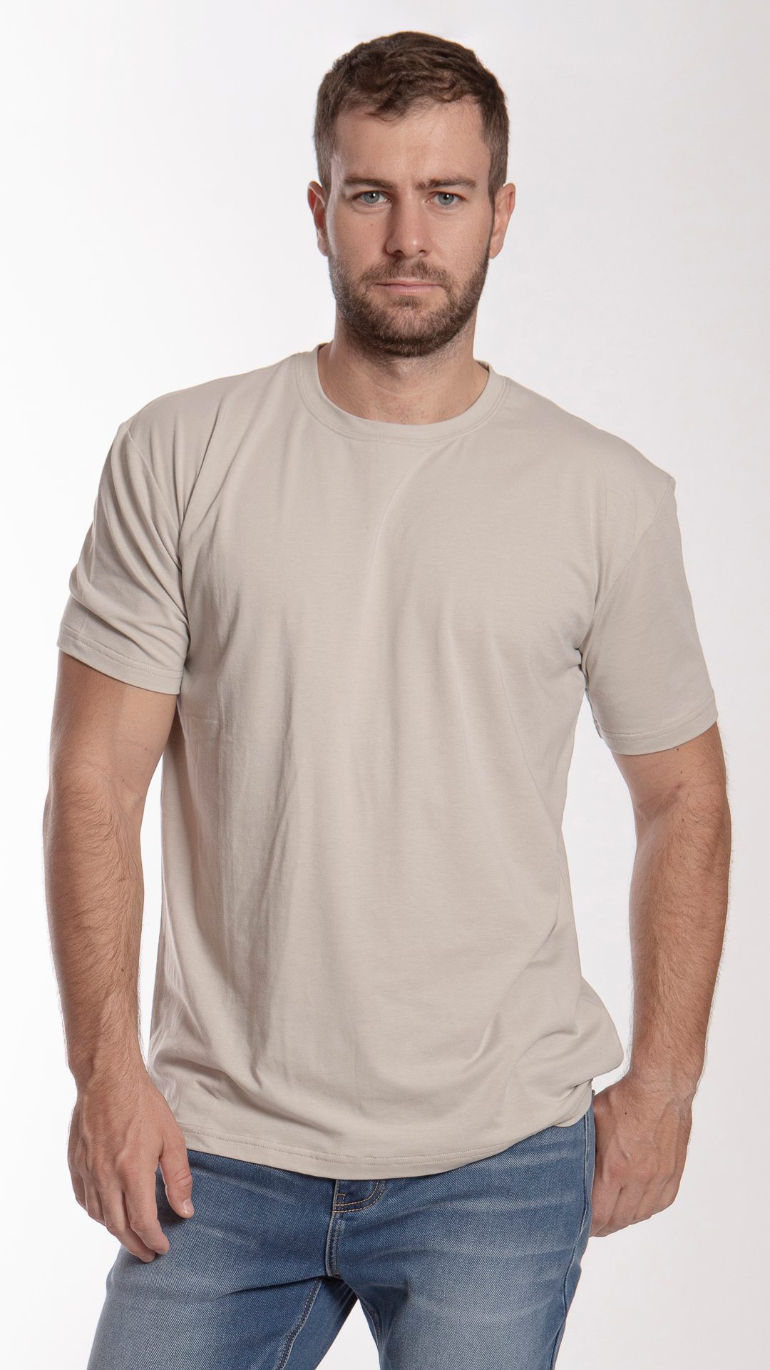 playera-beige-hombre-manga-corta