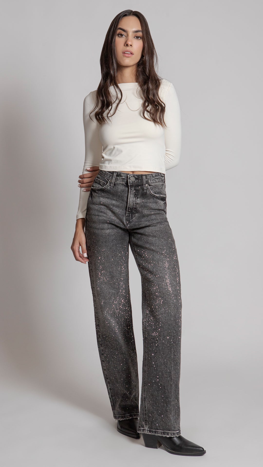 pantalon-wide-leg-mujer-bl7239-gris-cristales-frente