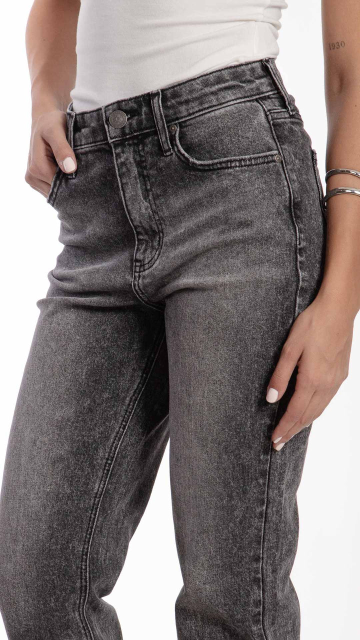 Pantalón Straight Mujer Balam BL7260