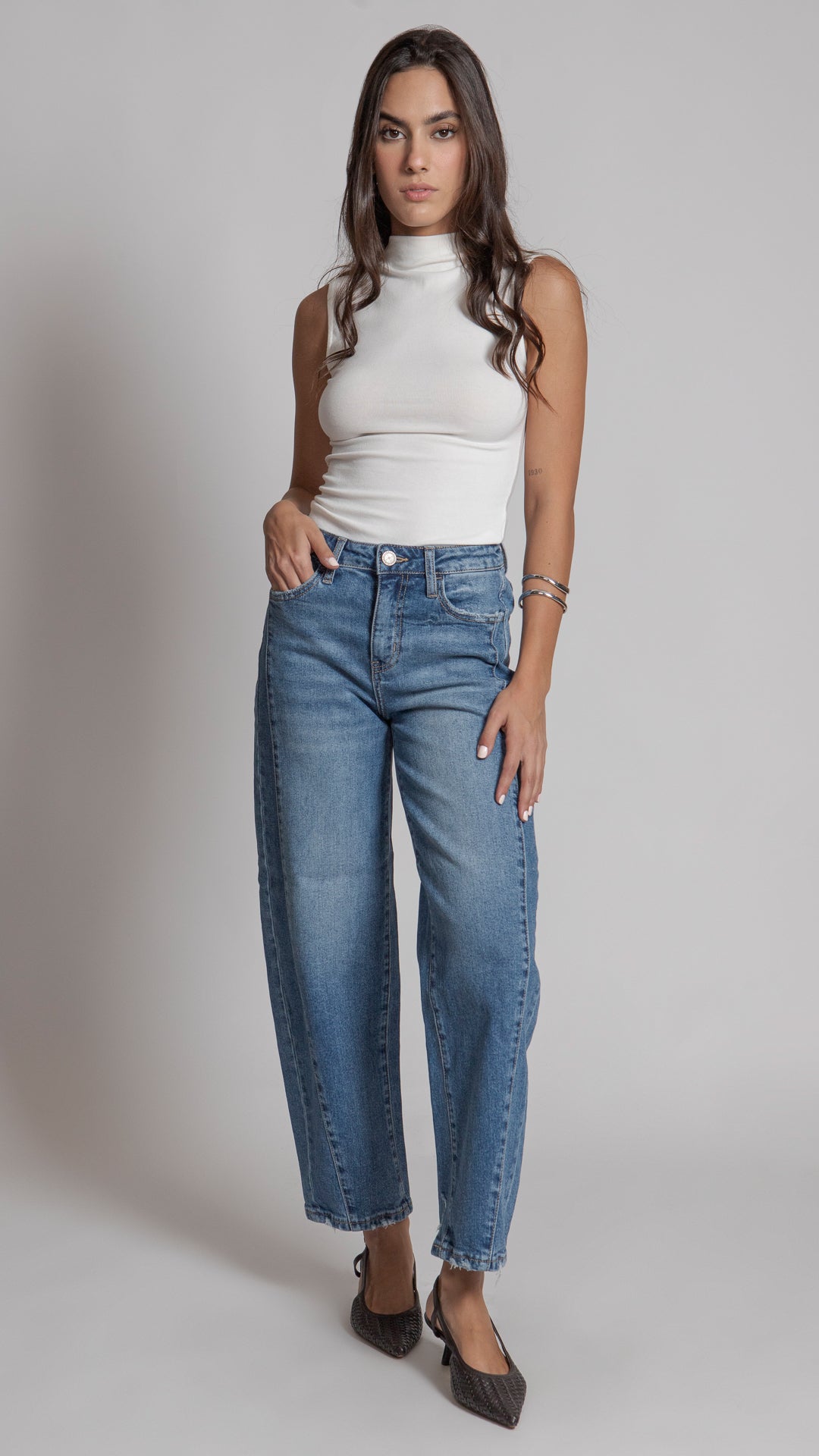 pantalon-barrel-mujer-bl7265-azul-medio-frente