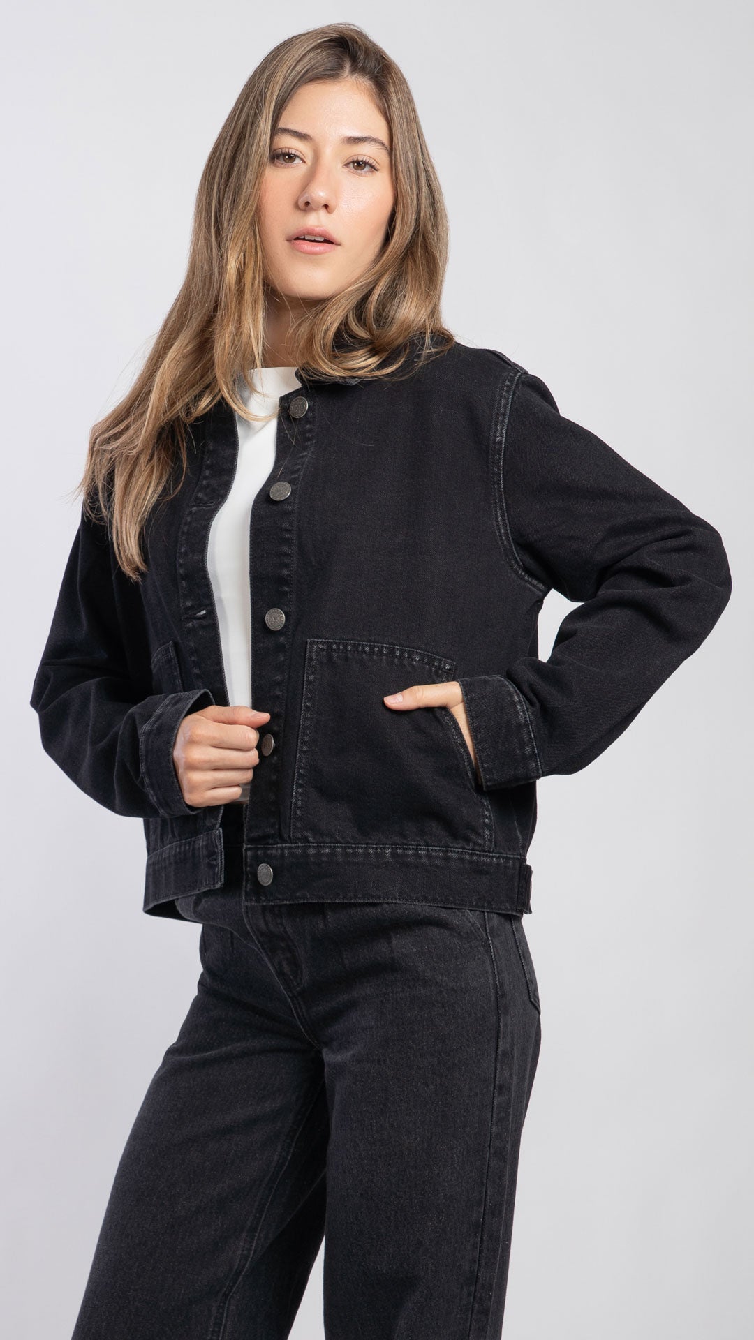 Chamarra Negra Mujer Balam BL7689