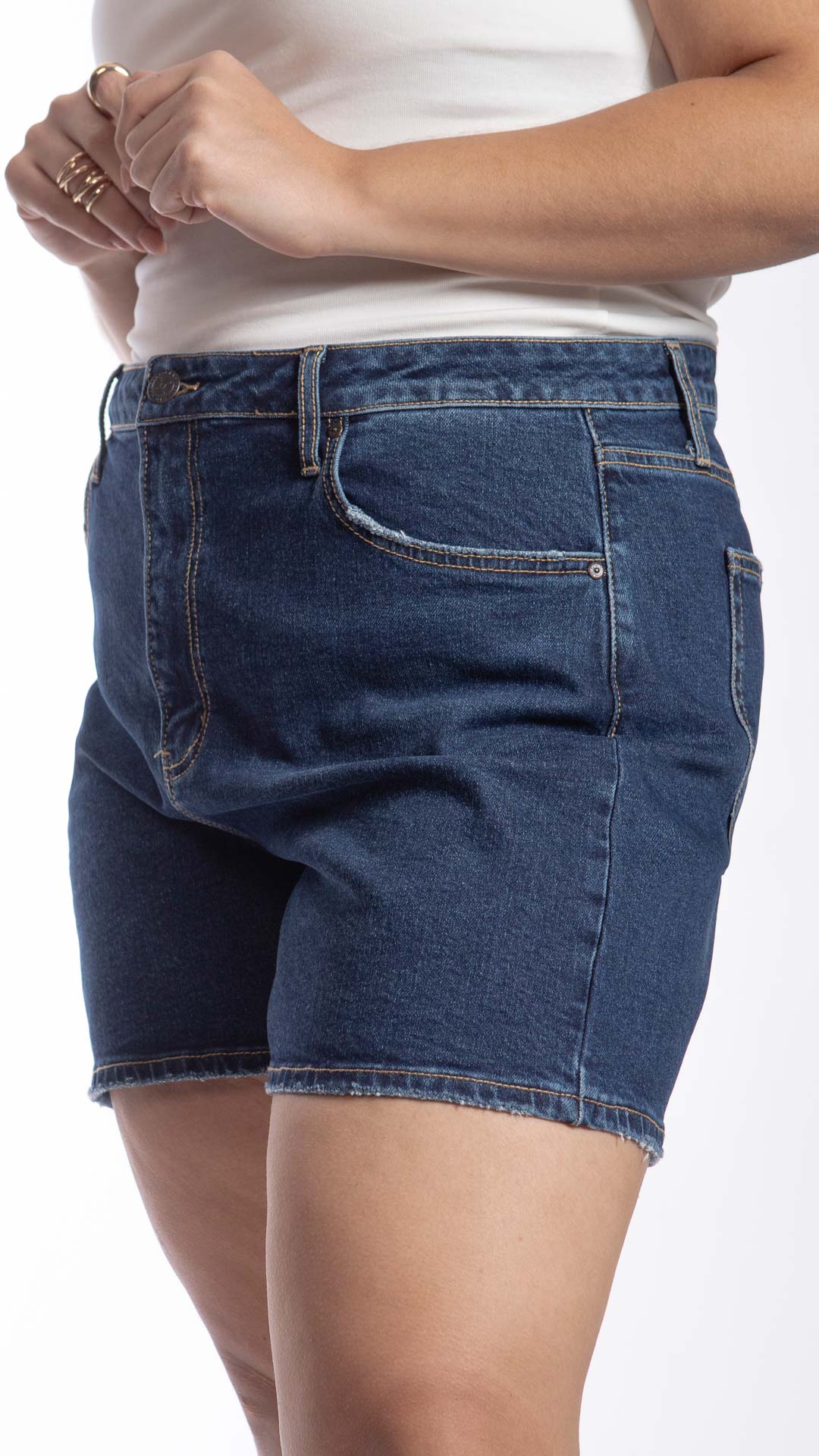 Short Loose Mom Curvy Balam BL7399