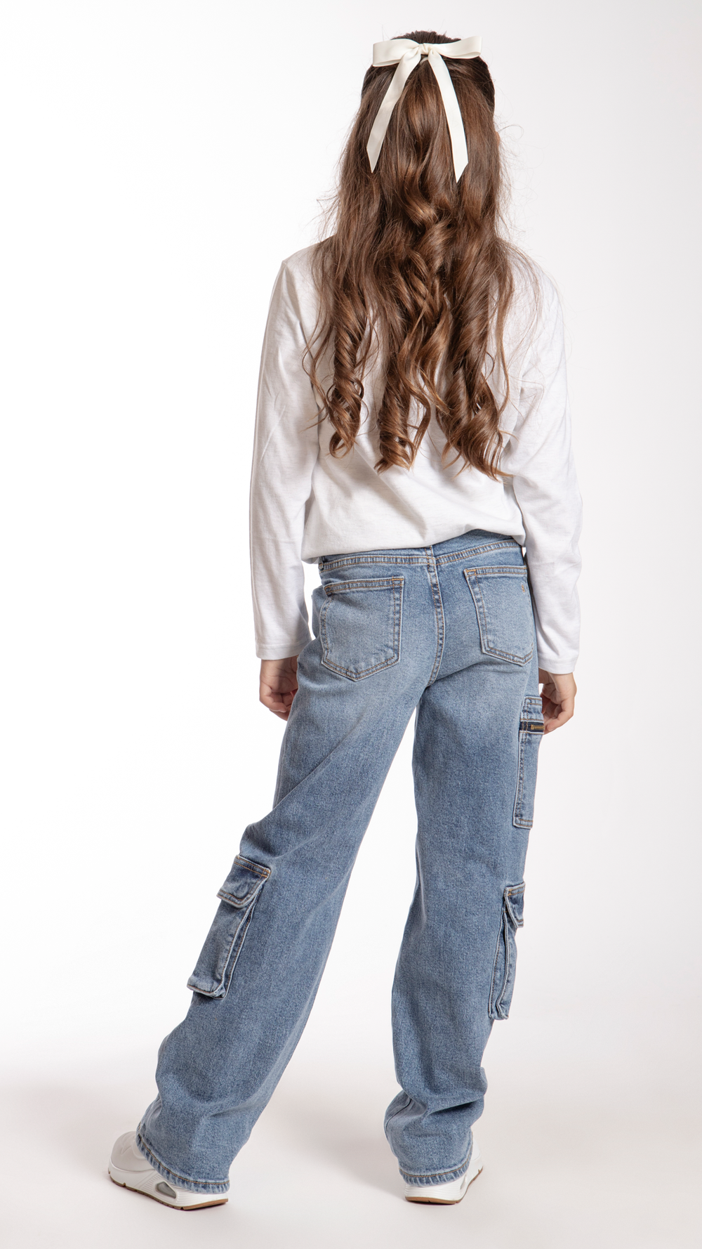 pantalon-wide-leg-cargo-nina-balam-blk7200-azul-medio-espalda