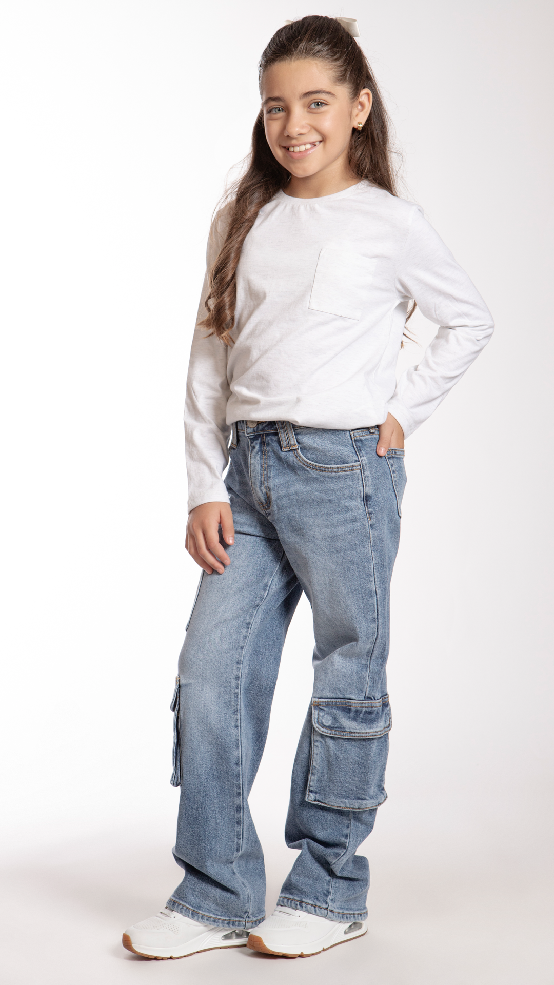 pantalon-wide-leg-cargo-nina-balam-blk7200-azul-medio-vista-frontal