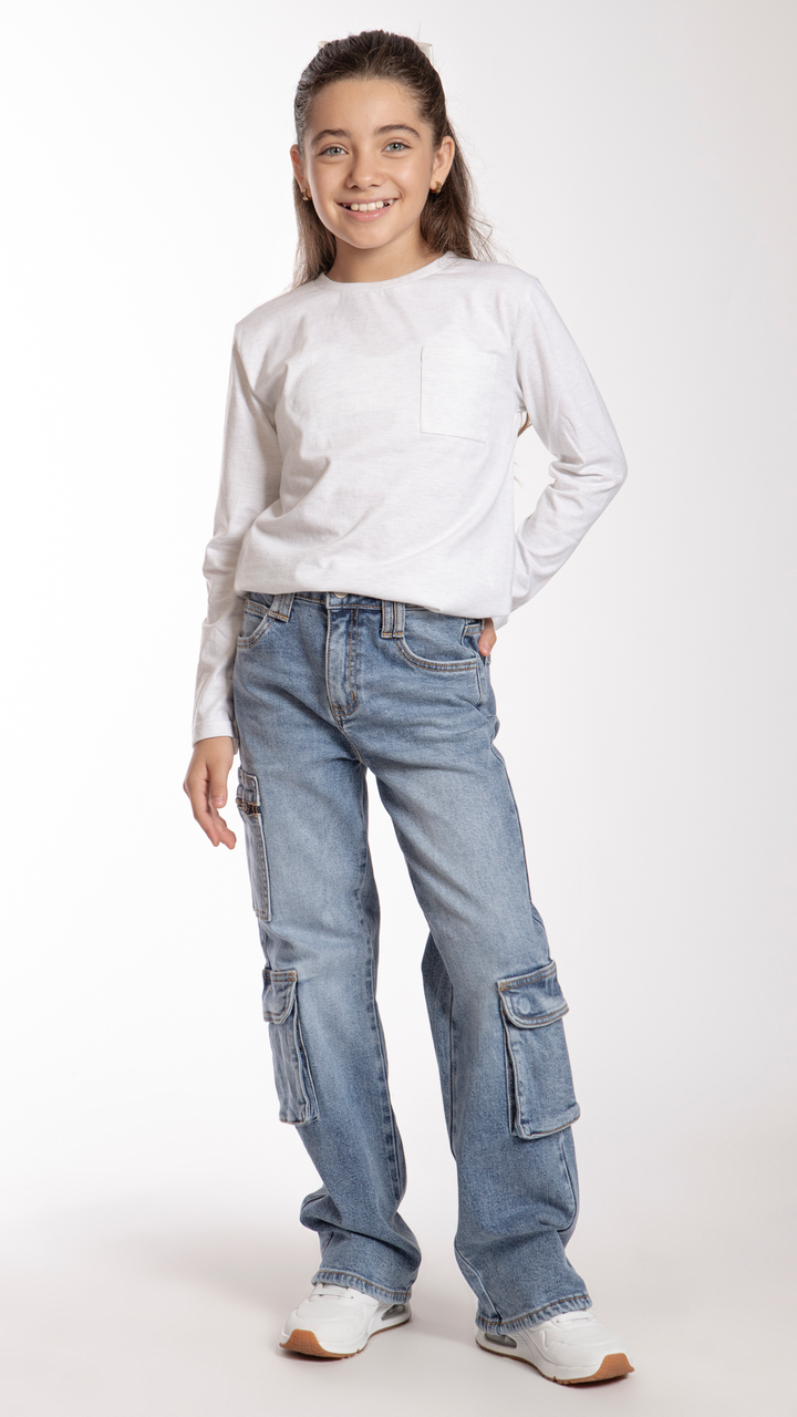 pantalon-wide-leg-cargo-nina-balam-blk7200-detalle-bolsillos-lateral