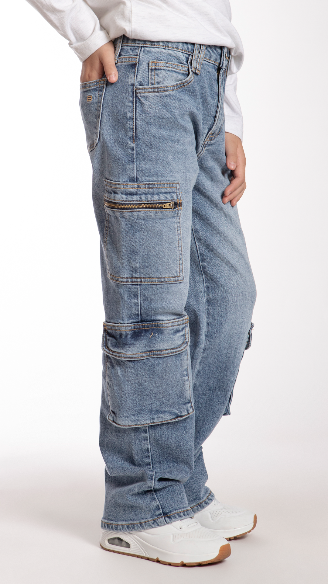 pantalon-wide-leg-cargo-nina-balam-blk7200-deslavado-bolsillos-cargo