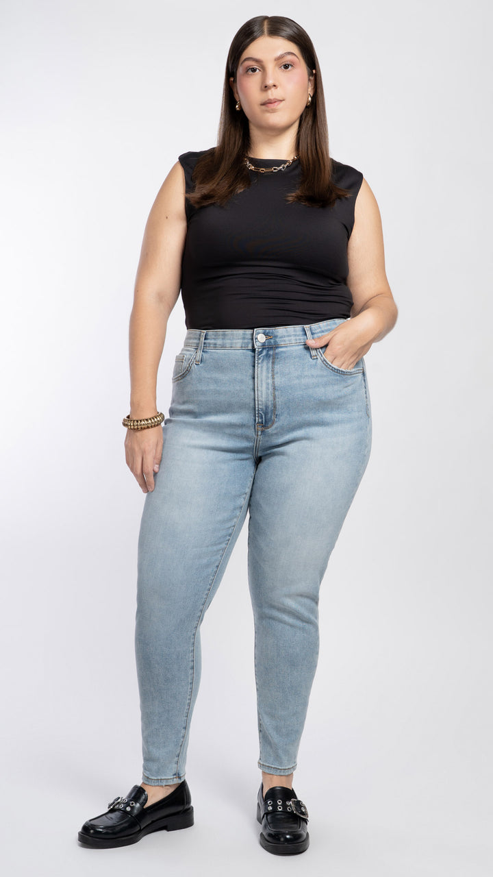 Pantalón High Rise Skinny Curvy Balam BL0221