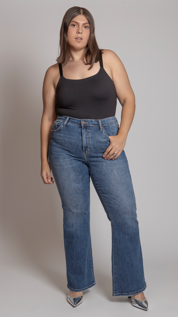 Pantalón Flare Curvy Balam BL7153