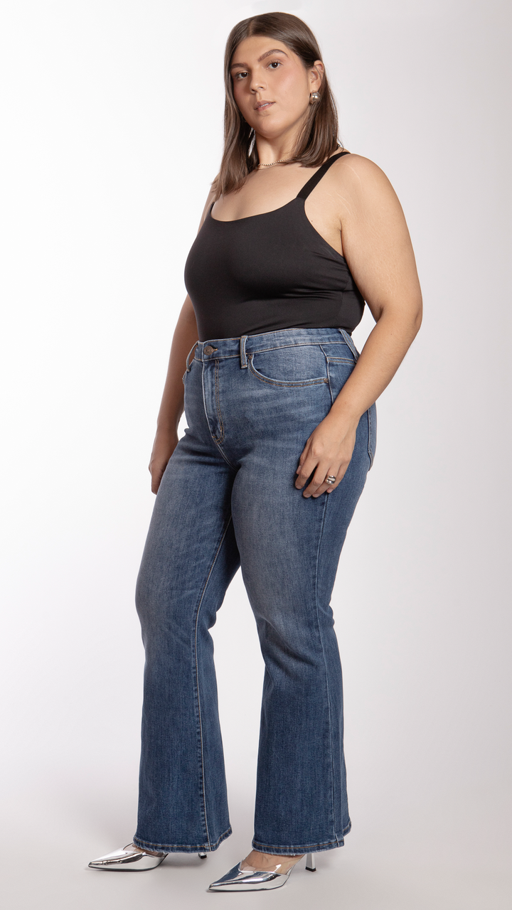 Pantalón Flare Curvy Balam BL7153