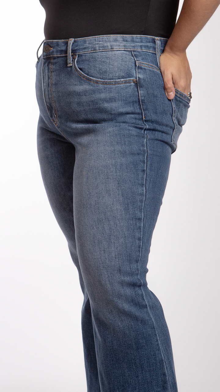 Pantalón Flare Curvy Balam BL7153