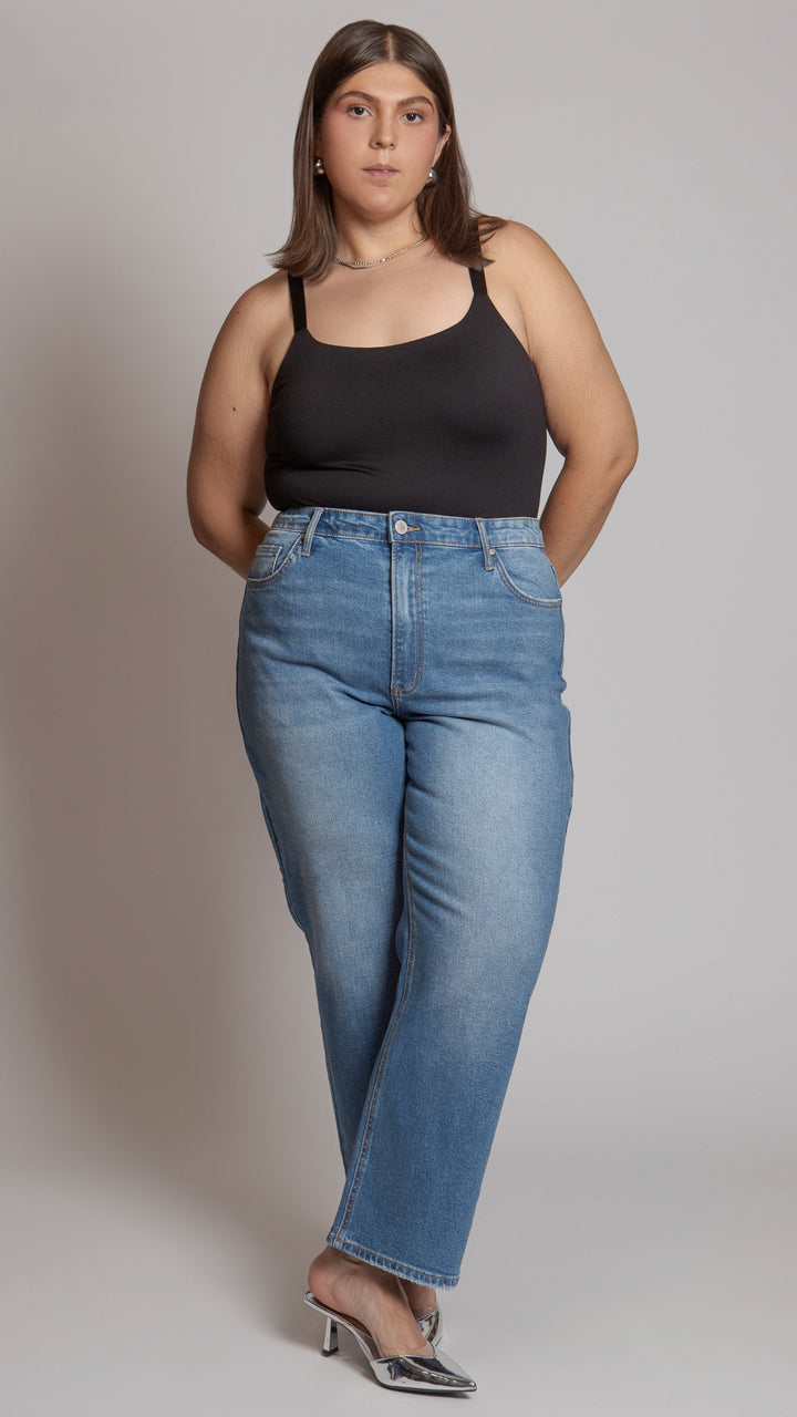 Pantalón Straight Curvy Balam BL7177