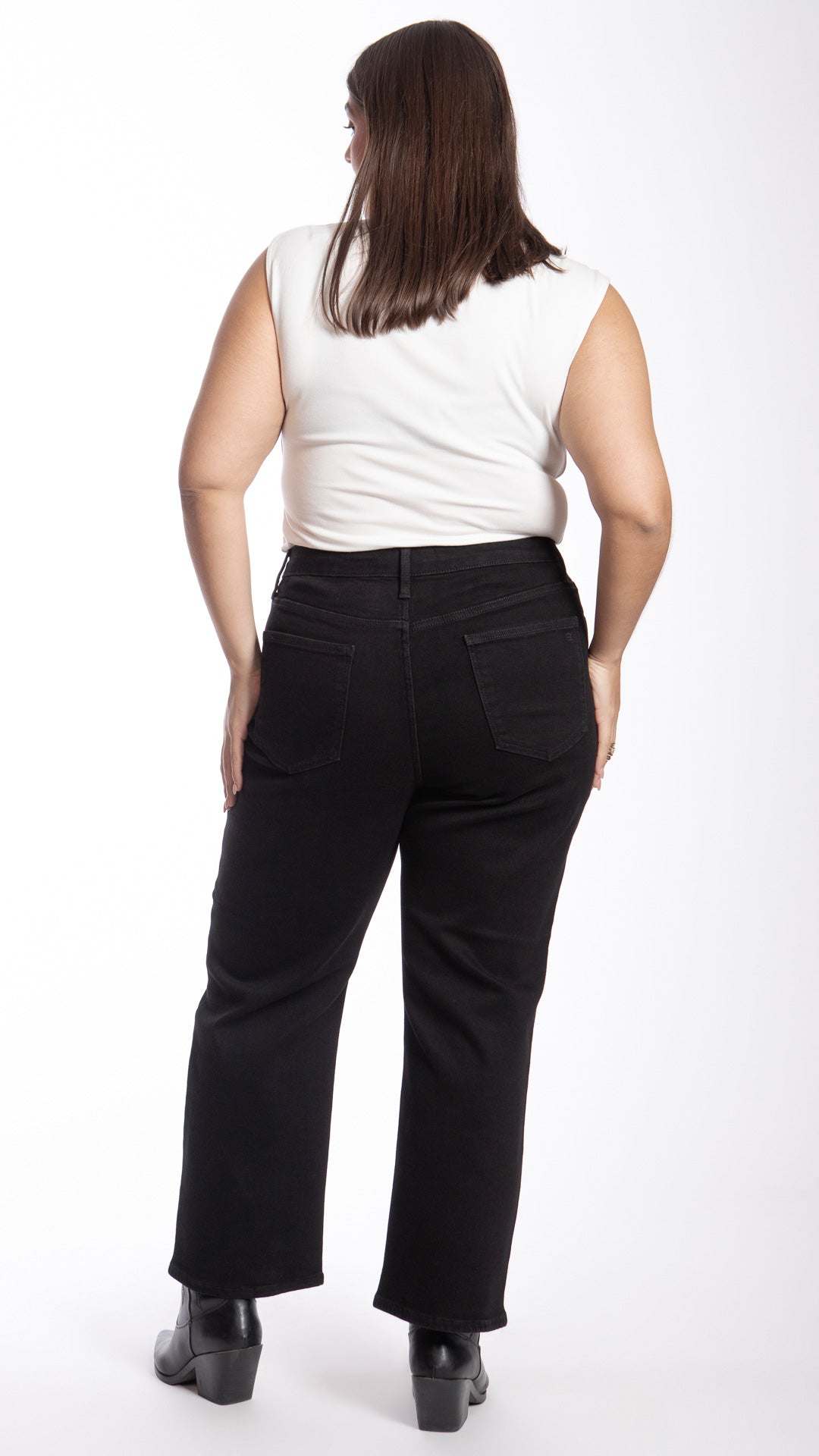 Pantalón Straight Curvy Balam BL7243