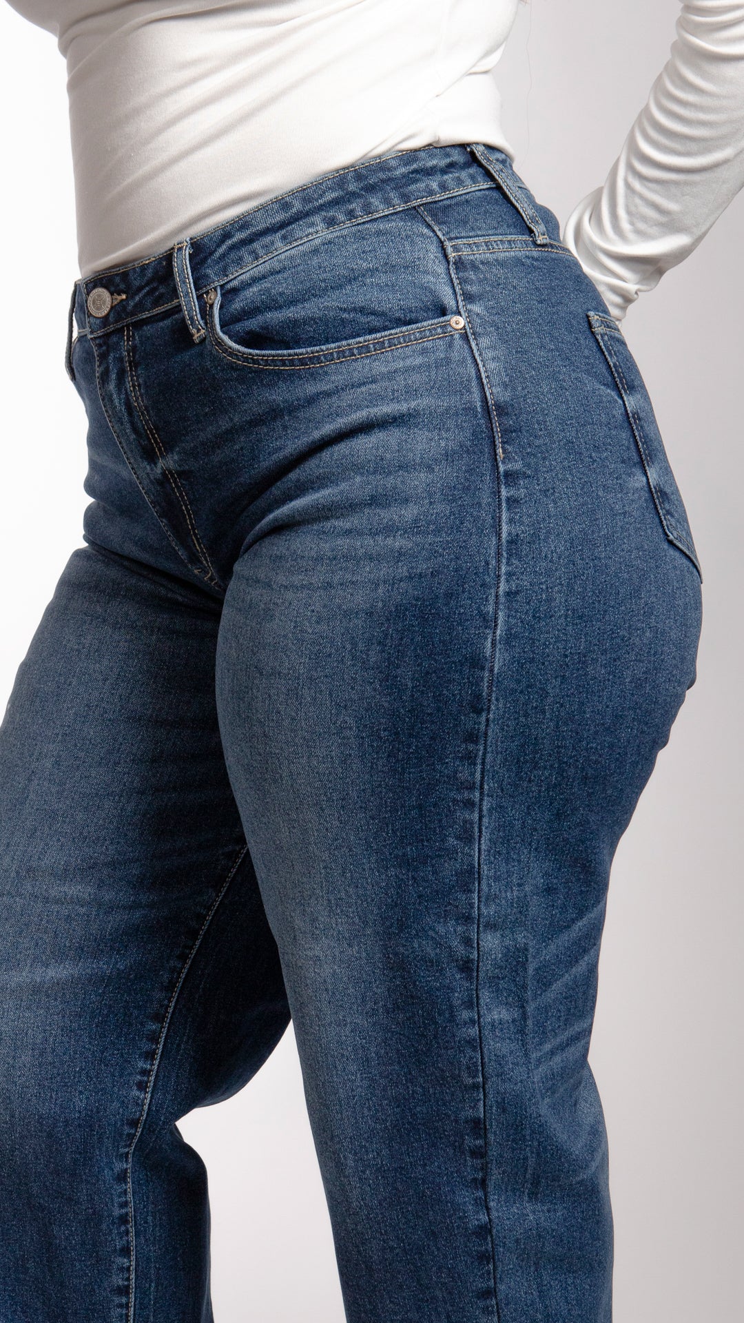 Pantalón Barrel Curvy Balam BL7248