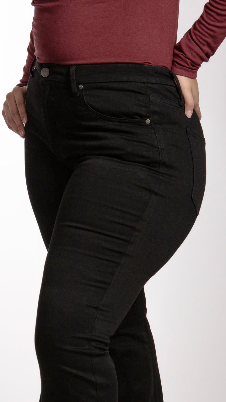 Pantalón Flare Curvy Balam BL7249