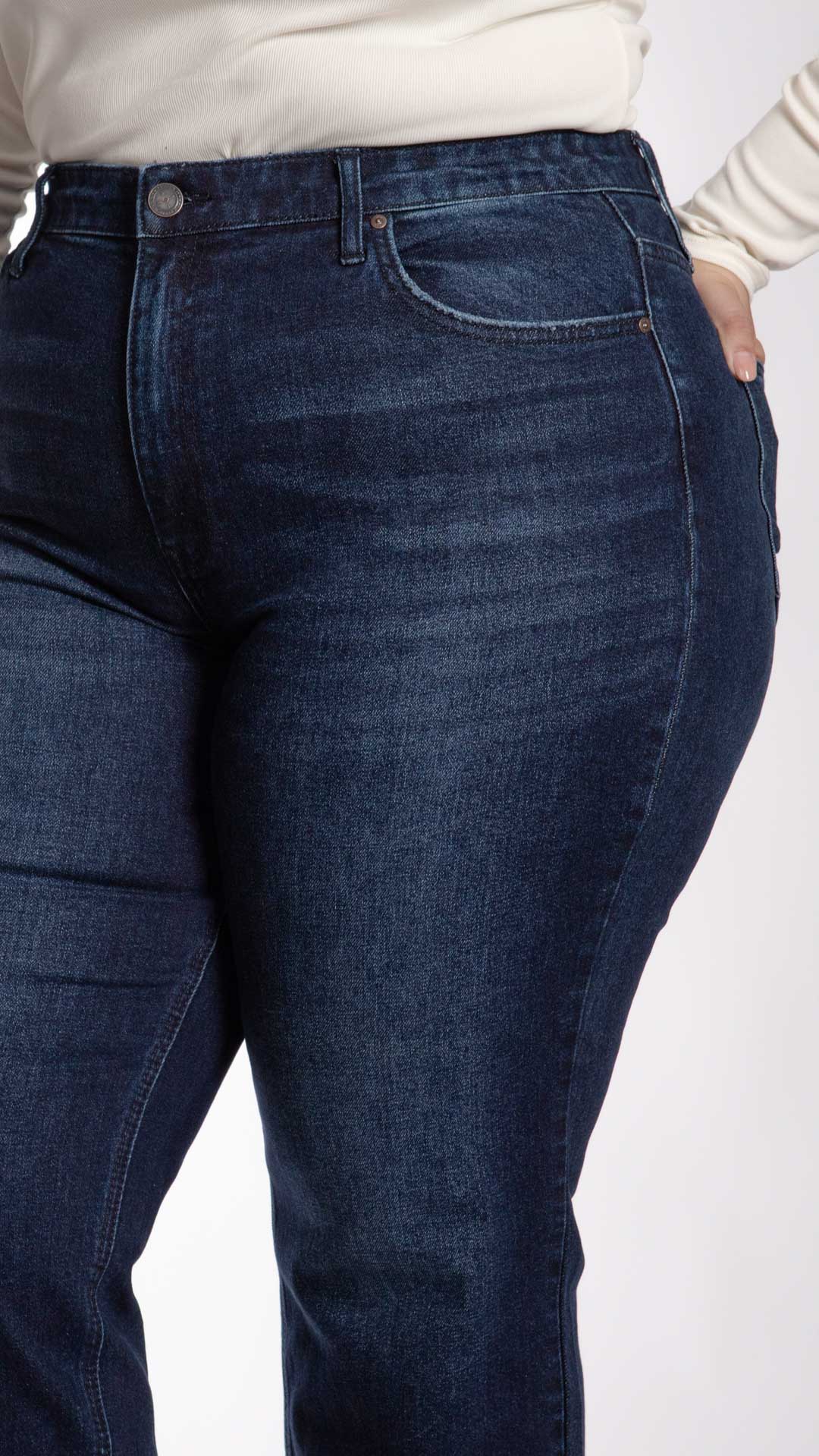 Pantalón Straight Curvy Balam BL7263