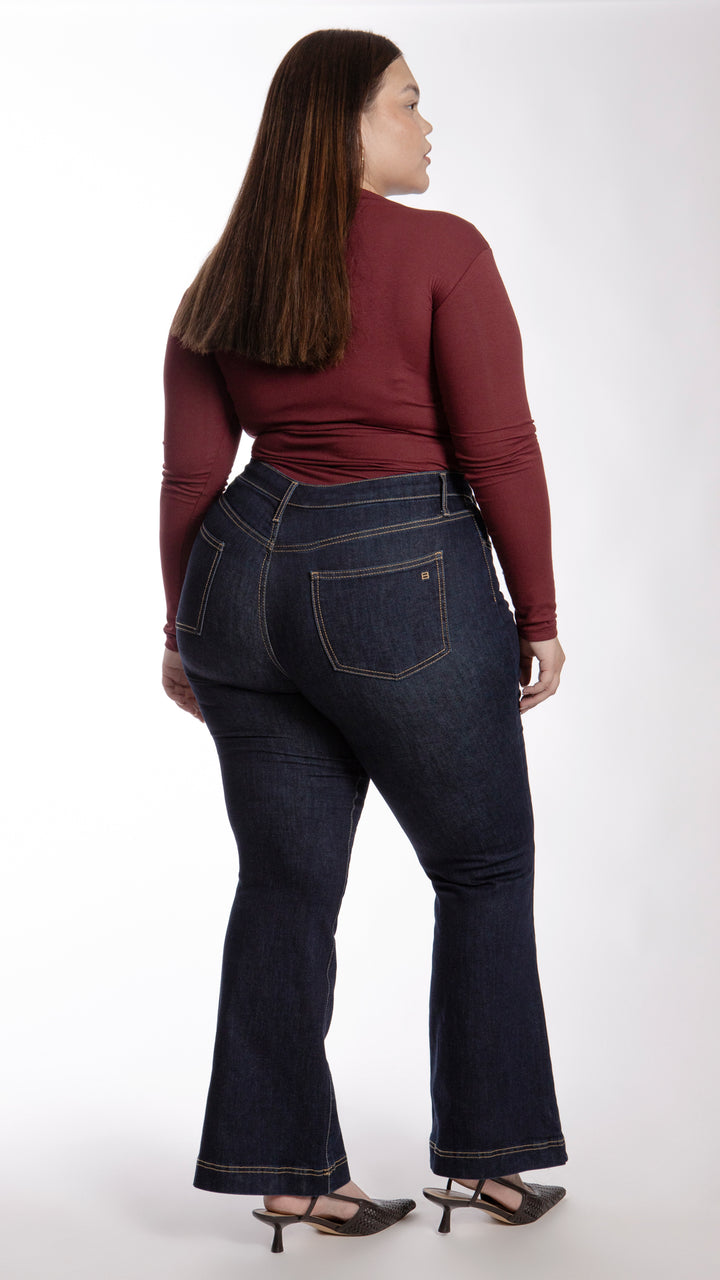 Pantalón Flare Curvy Balam BL7284