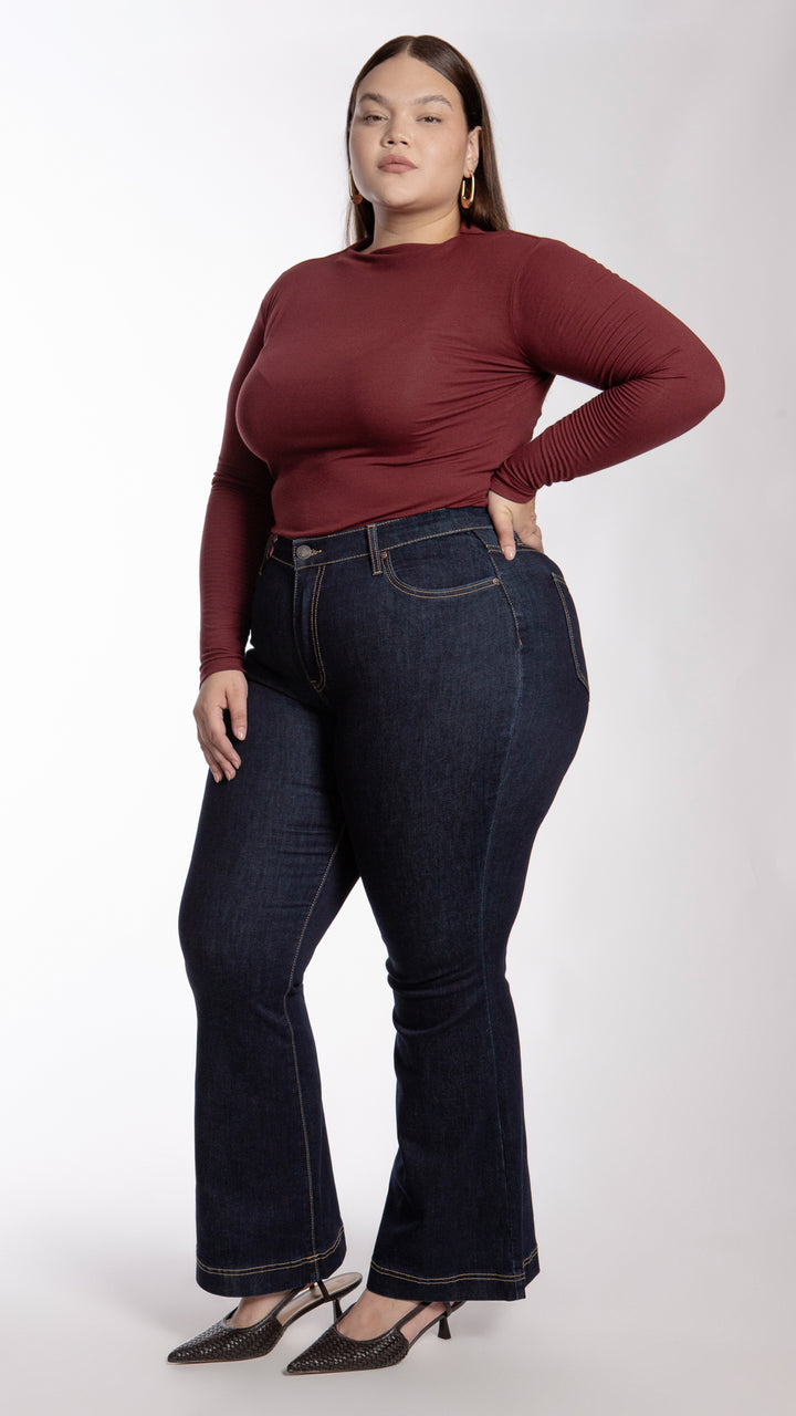 Pantalón Flare Curvy Balam BL7284