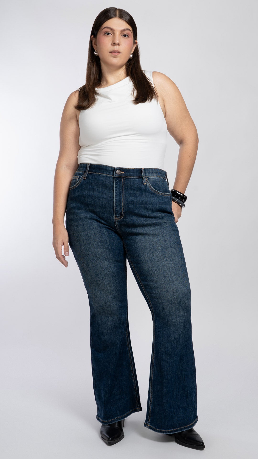 Pantalón Flare Curvy Balam BL7304
