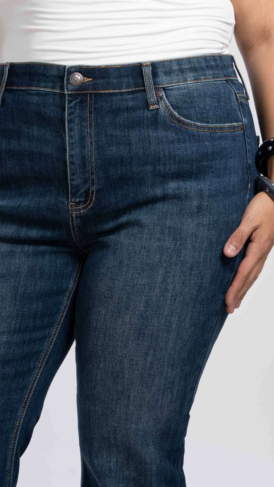 Pantalón Flare Curvy Balam BL7304