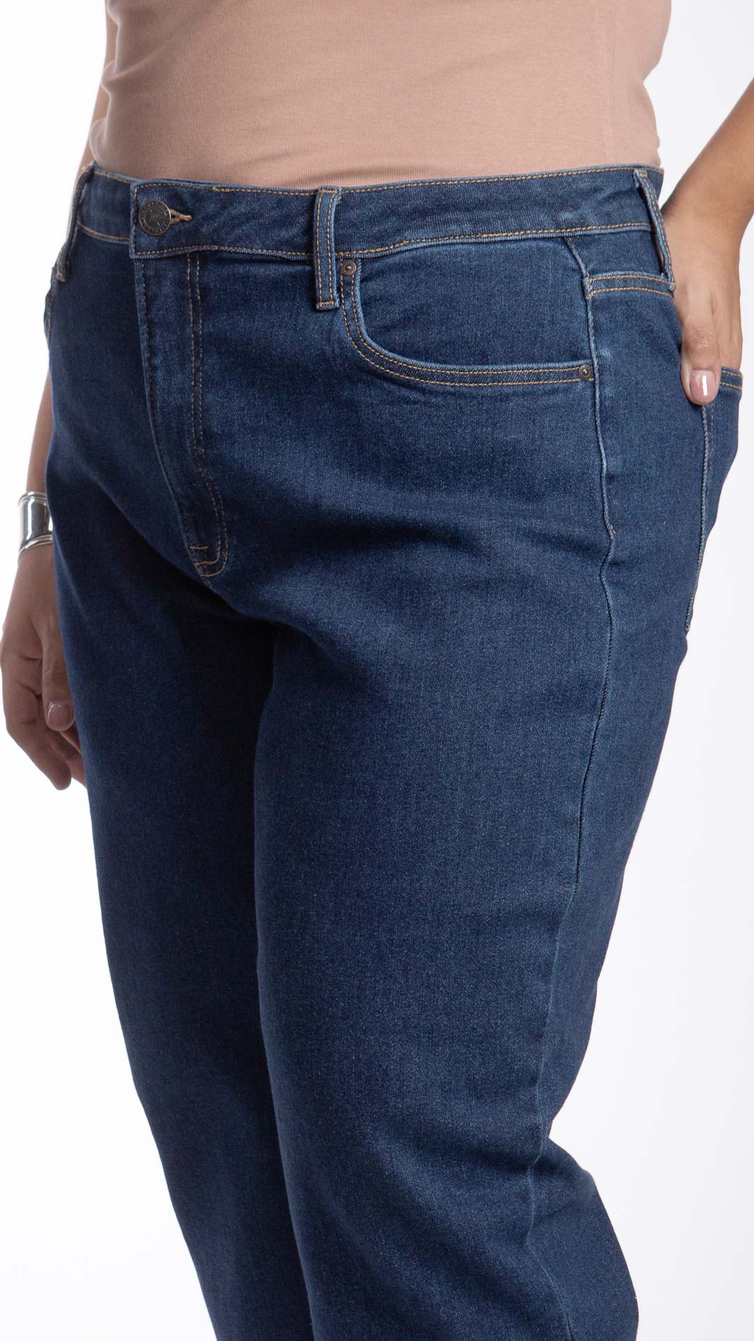 Pantalón Mom Curvy Balam BL7424