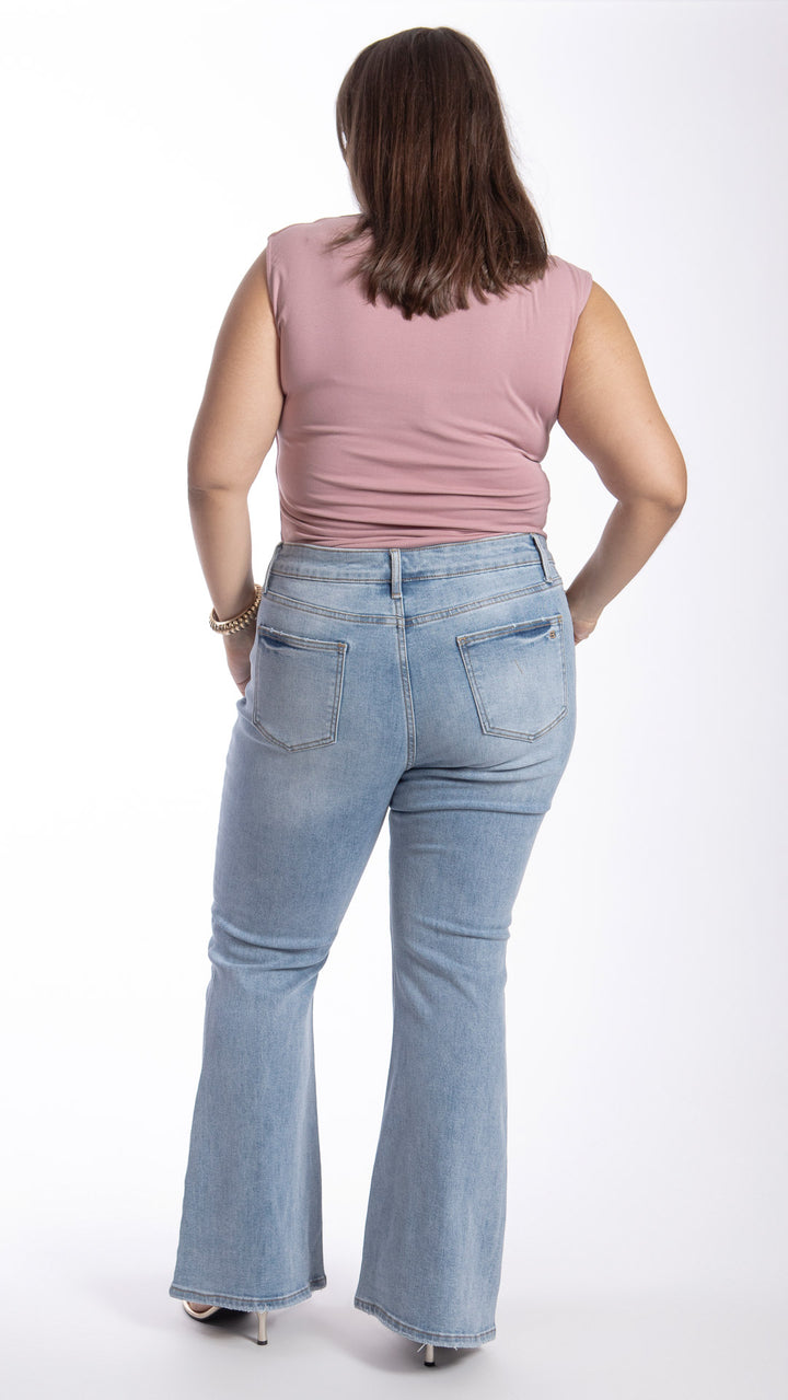 Pantalón Flare Curvy Balam BL7440