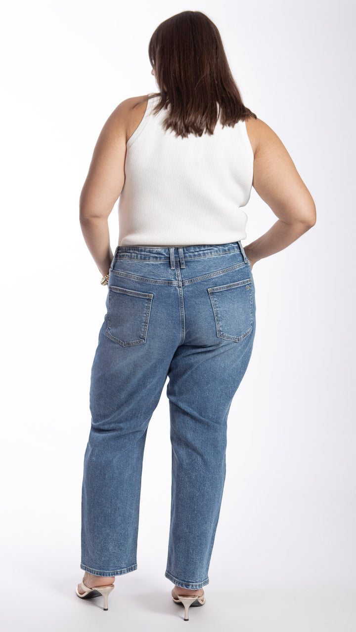 Pantalón Straight Curvy Balam BL7470