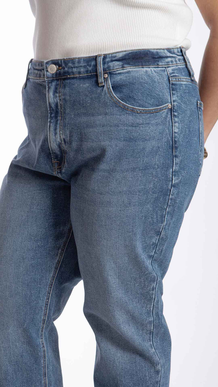 Pantalón Straight Curvy Balam BL7470