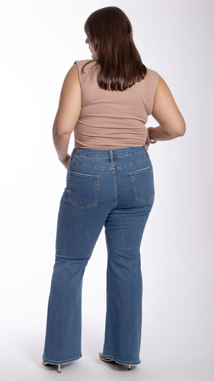 Pantalón Flare Curvy Balam BL7492