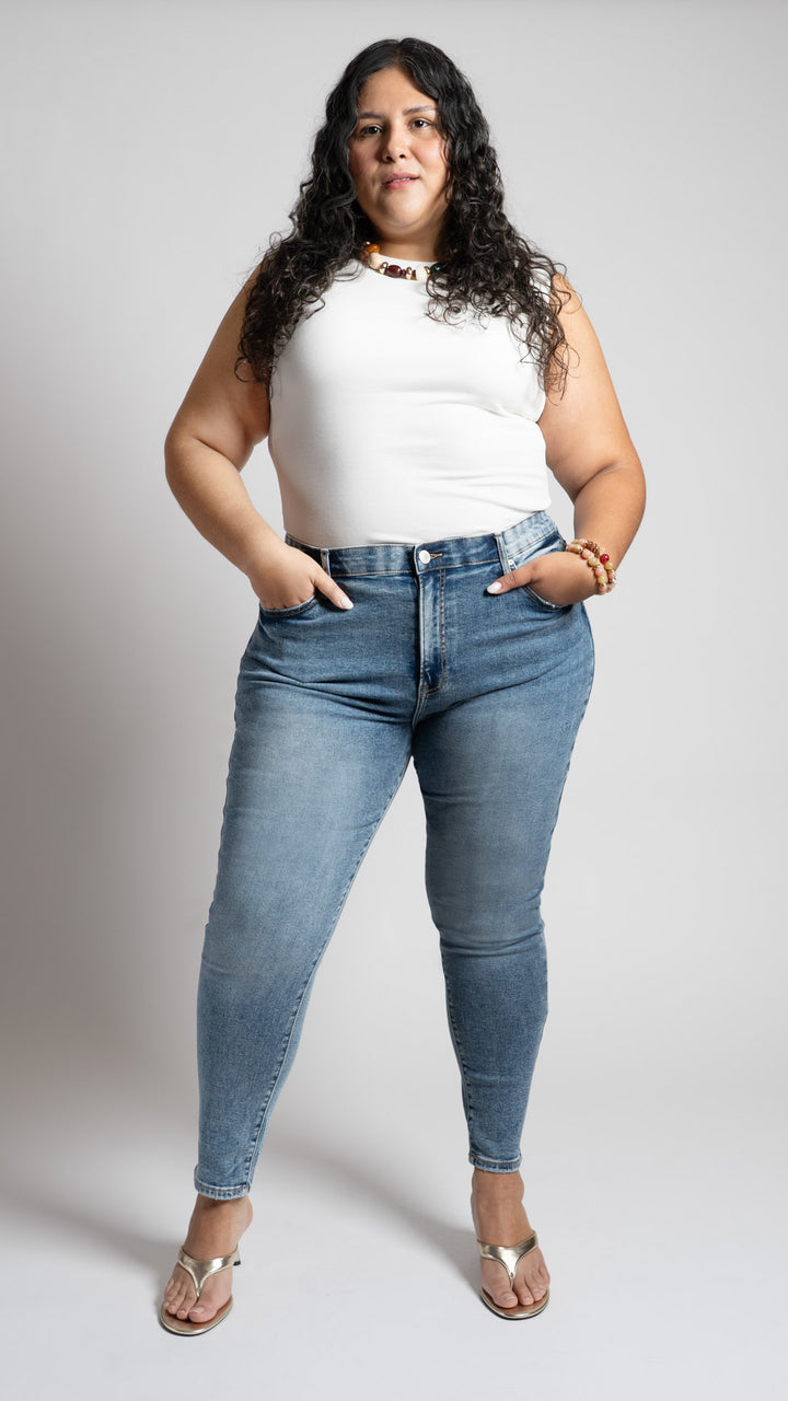 Pantalón High Rise Skinny Curvy Balam BL7496