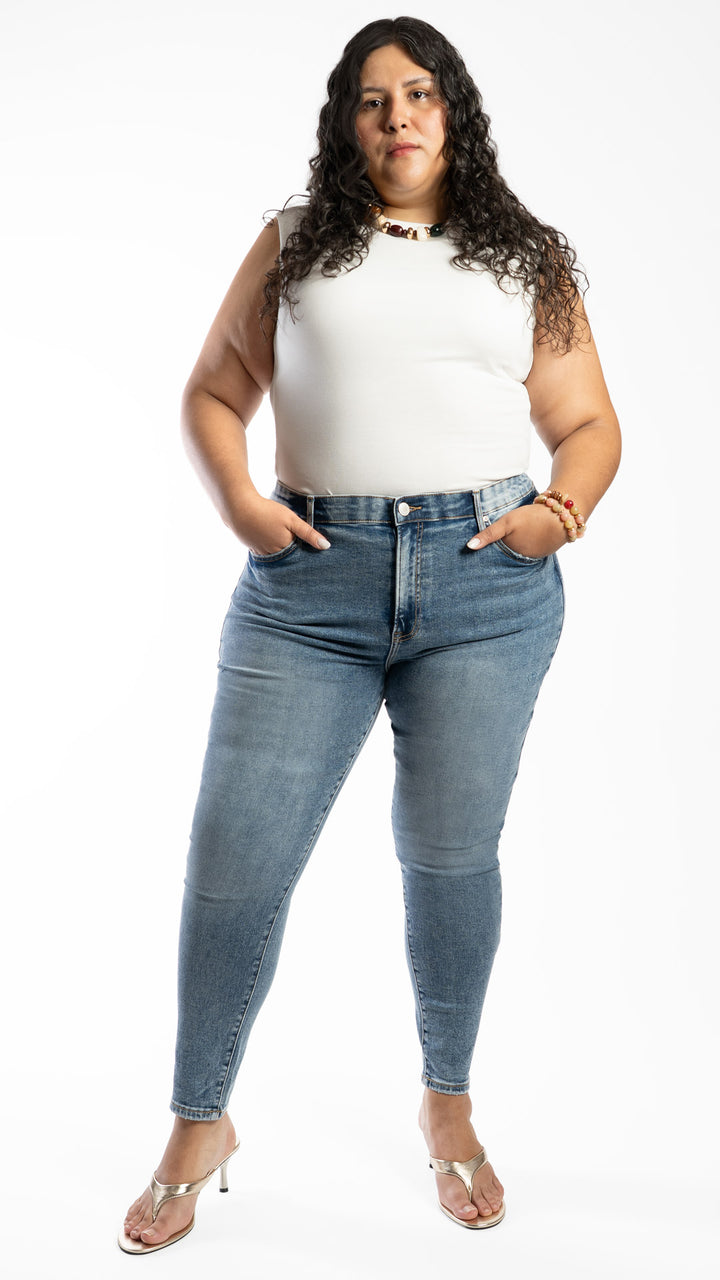 Pantalón High Rise Skinny Curvy Balam BL7496