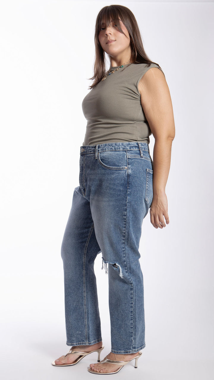 Pantalón Straight Curvy Balam BL7511